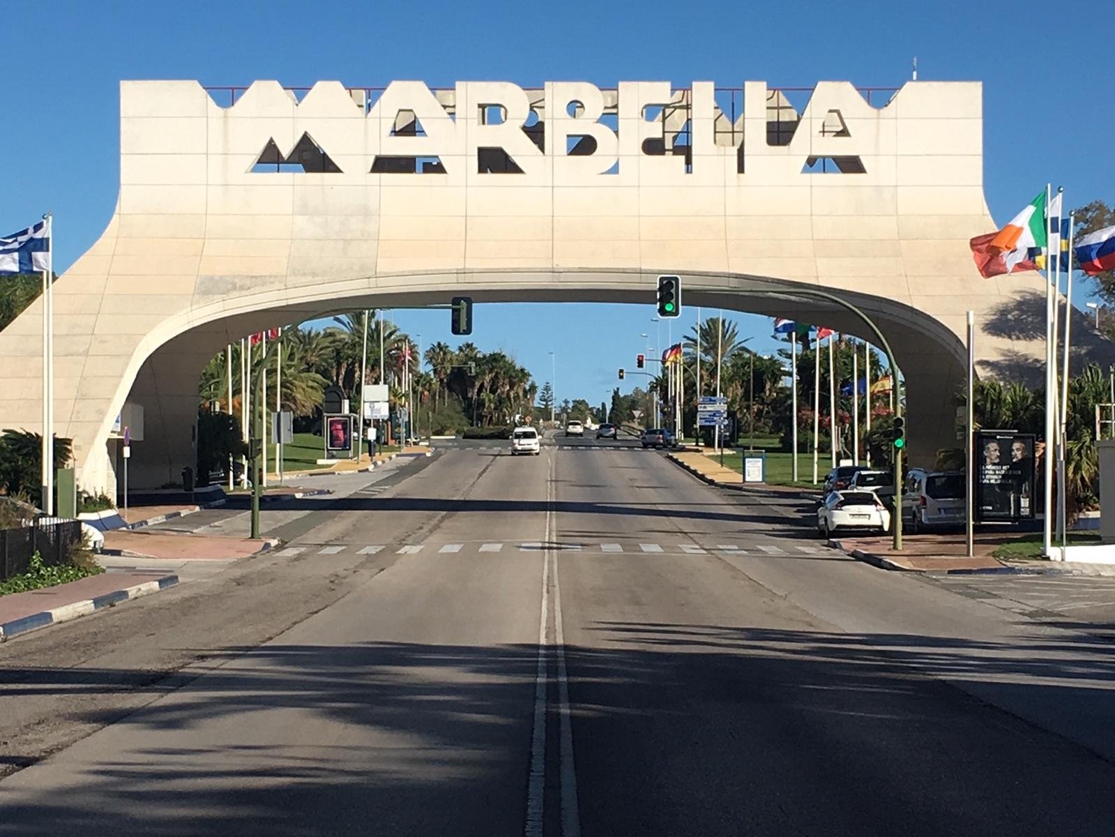 Marbella Bogen