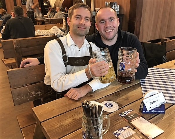 freaky finance, Lederftreffen, Hofbräuhaus, Maßkrüge