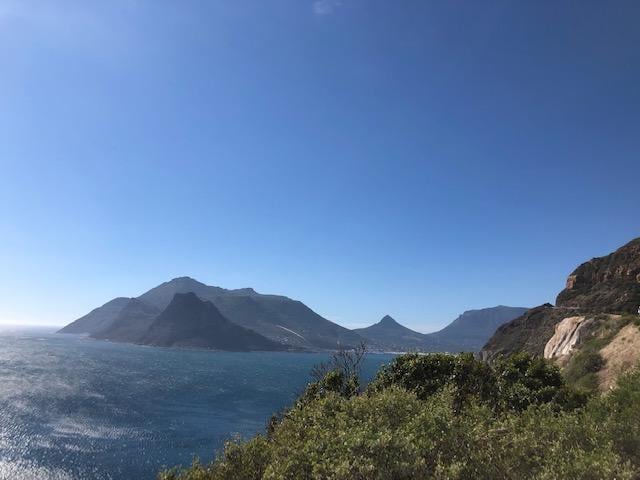 freaky travel präsentiert: Die Top 5 Tipp für deinen unvergesslichen Urlaub in Kapstadt in Südafrika. Bestaune und genieße die atemberaubende Natur Afrikas