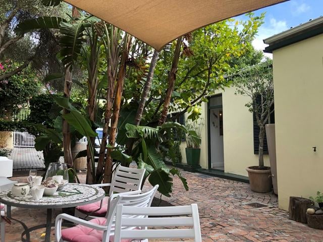 freaky travel präsentiert: Die Top 5 Tipp für deinen unvergesslichen Urlaub in Kapstadt in Südafrika. Bestaune und genieße die atemberaubende Natur Afrikas