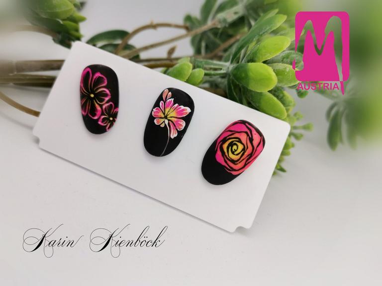 Nailart, erstellt von Karin Kienböck, mit Produkten von www.moyra.at