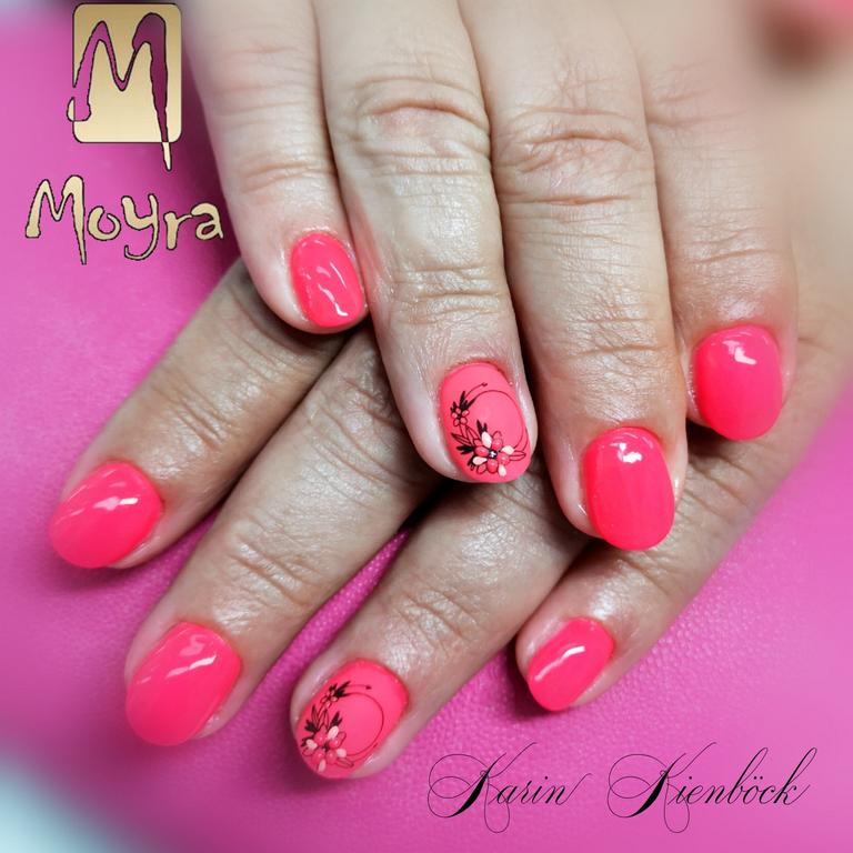Nailart, erstellt von Karin Kienböck, mit Produkten von www.moyra.at