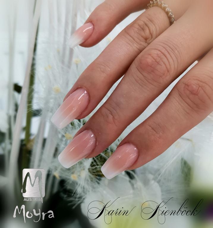 Nailart, erstellt von Karin Kienböck, mit Produkten von www.moyra.at