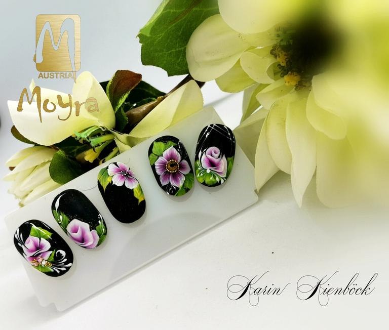 Nailart, erstellt von Karin Kienböck, mit Produkten von www.moyra.at
