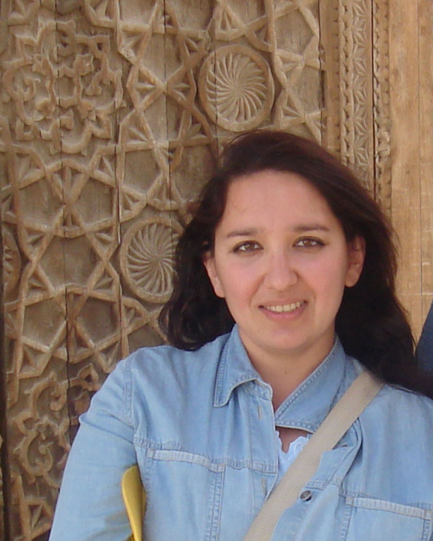Tamila Abdullaeva originaire de Tachkent, étudiante en thèse à l'Université de Pau en France (photo : M.Schvoerer, 2007)