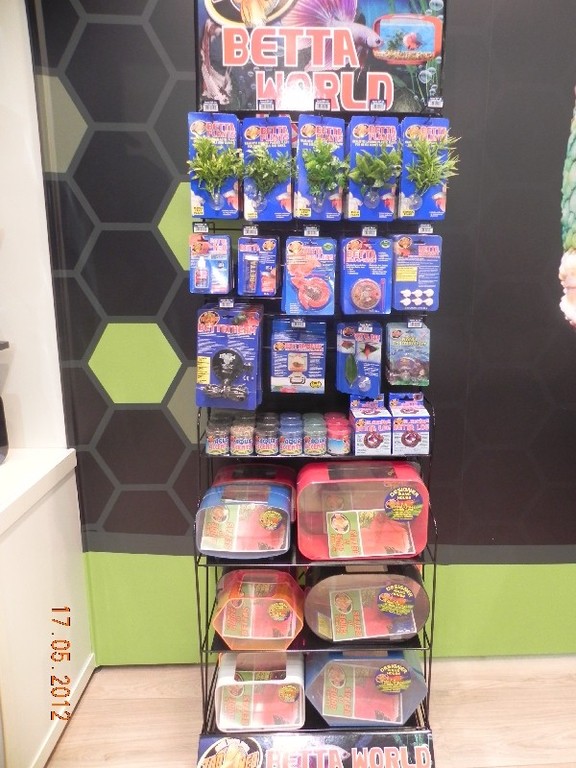 Verkaufsständer Betta Aquarien, demnächst bei uns!