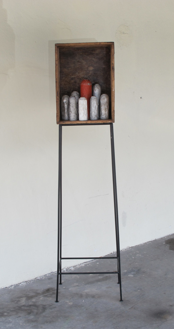 Vasenschrein, Wohnskulpturen, Upcycling, Möbel, Kraftobjekte Wolfgang Wallner Hall in Tirol