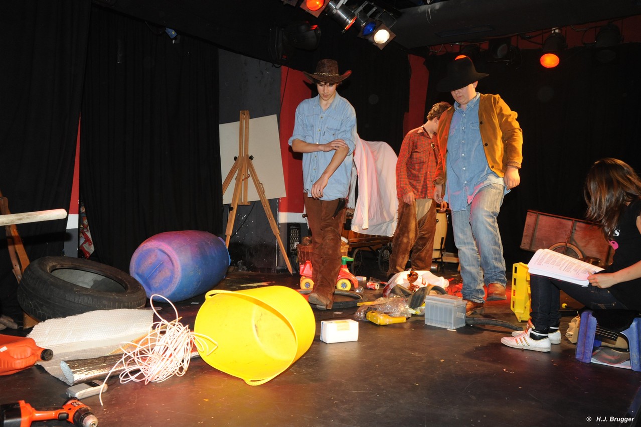 "Direction New Town" (2010)    