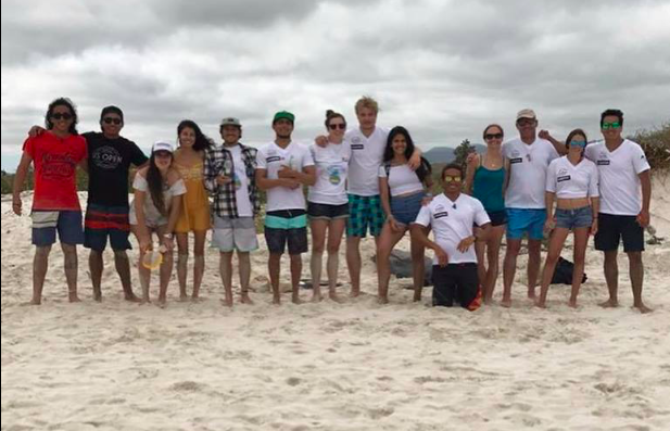 Beach clean up, Galapagos Shark Diving