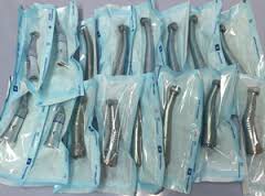 滅菌バッグに入ったハンドピース（削る器具）