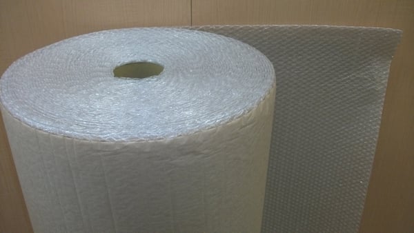 クラフトエアセルの原反です。