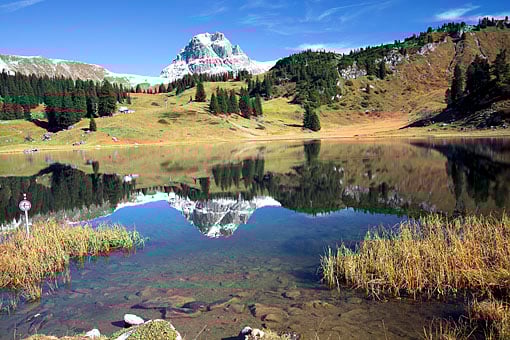 Der Körbersee gegen Widderstein im Lechquellengebirge am Hochtannberg im Bregenzer Wald, Vorarlberg