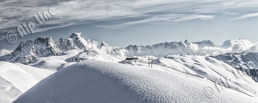 Im Saalbacher Skigebiet mit Blck zu den Leoganger Steinbergen, Pinzgau, Salzburger Land