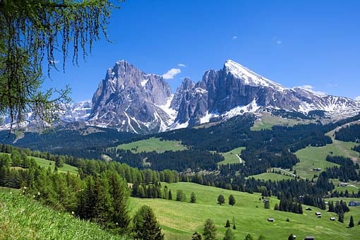 Italien, Südtirol: Eisacktal: Das Langkofel-Massiv von der Seiser Alm am Schlern