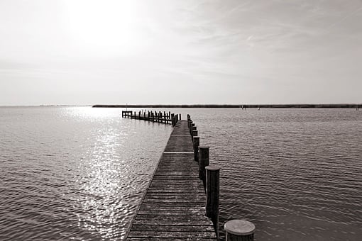 Bootssteeg qm Neusiedler See bei Mörbisch