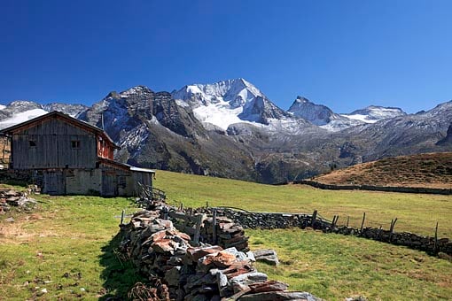 Italien, Südtirol: Tauferertal, Der Hochgall 3436m in der Rieserferner Gruppe