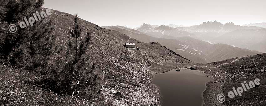 Blick vom Radlsee (Sarntaler Alpen) gegen die Geislergruppe, Südtirol
