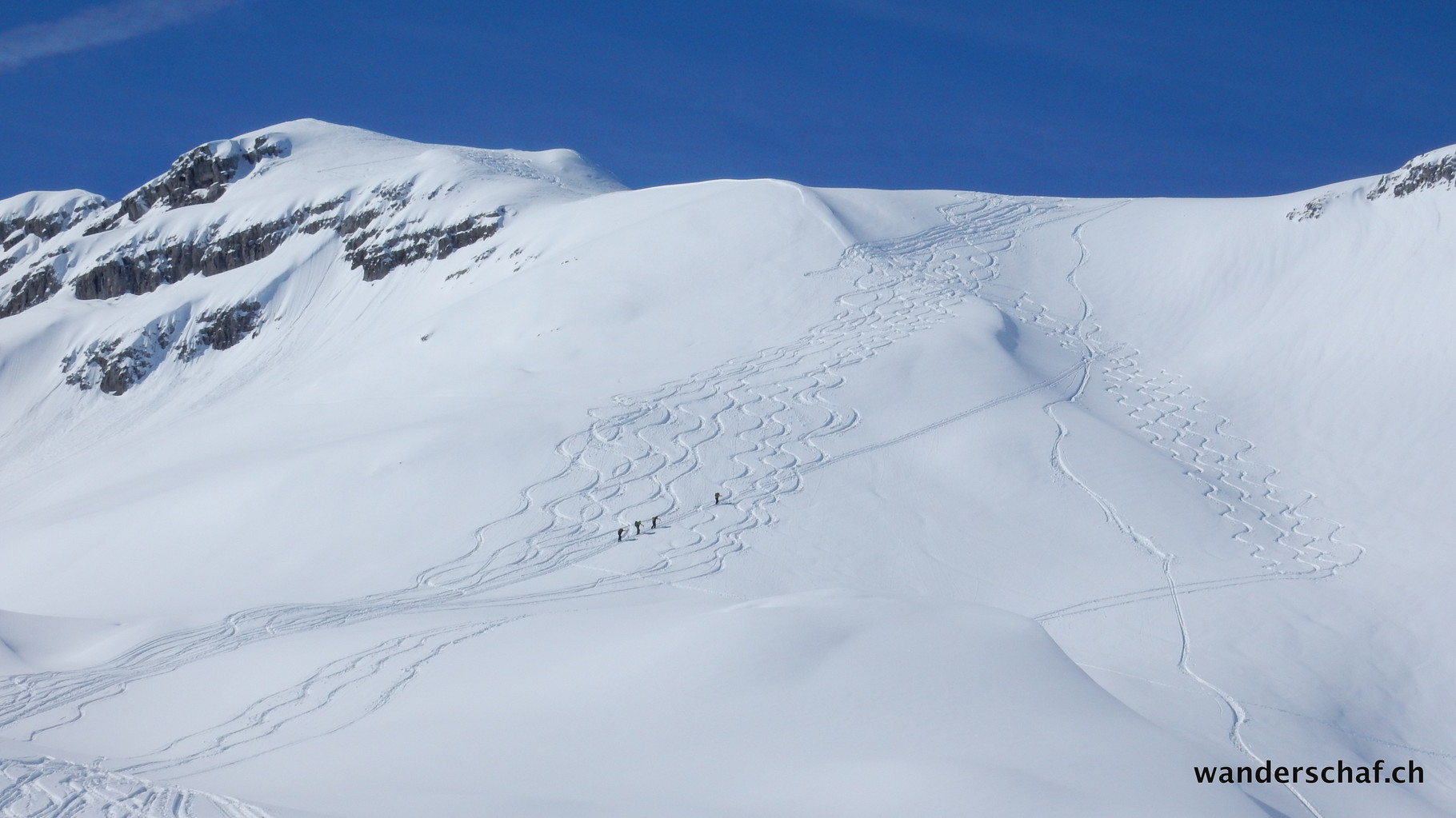 tolle Abfahrt....weiter unten leider schon ein bisschen klebrig