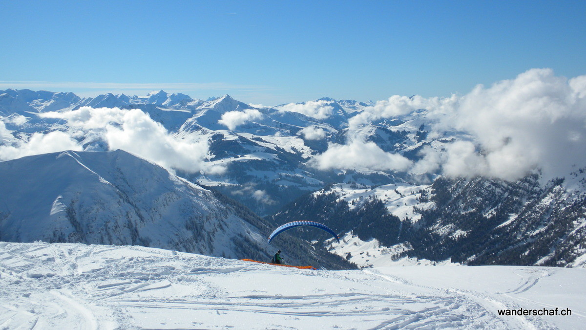 fliegende Skitüüreler