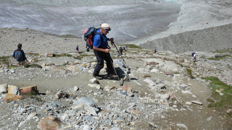 auf dem Hüttenweg wimmelt's von Wanderern