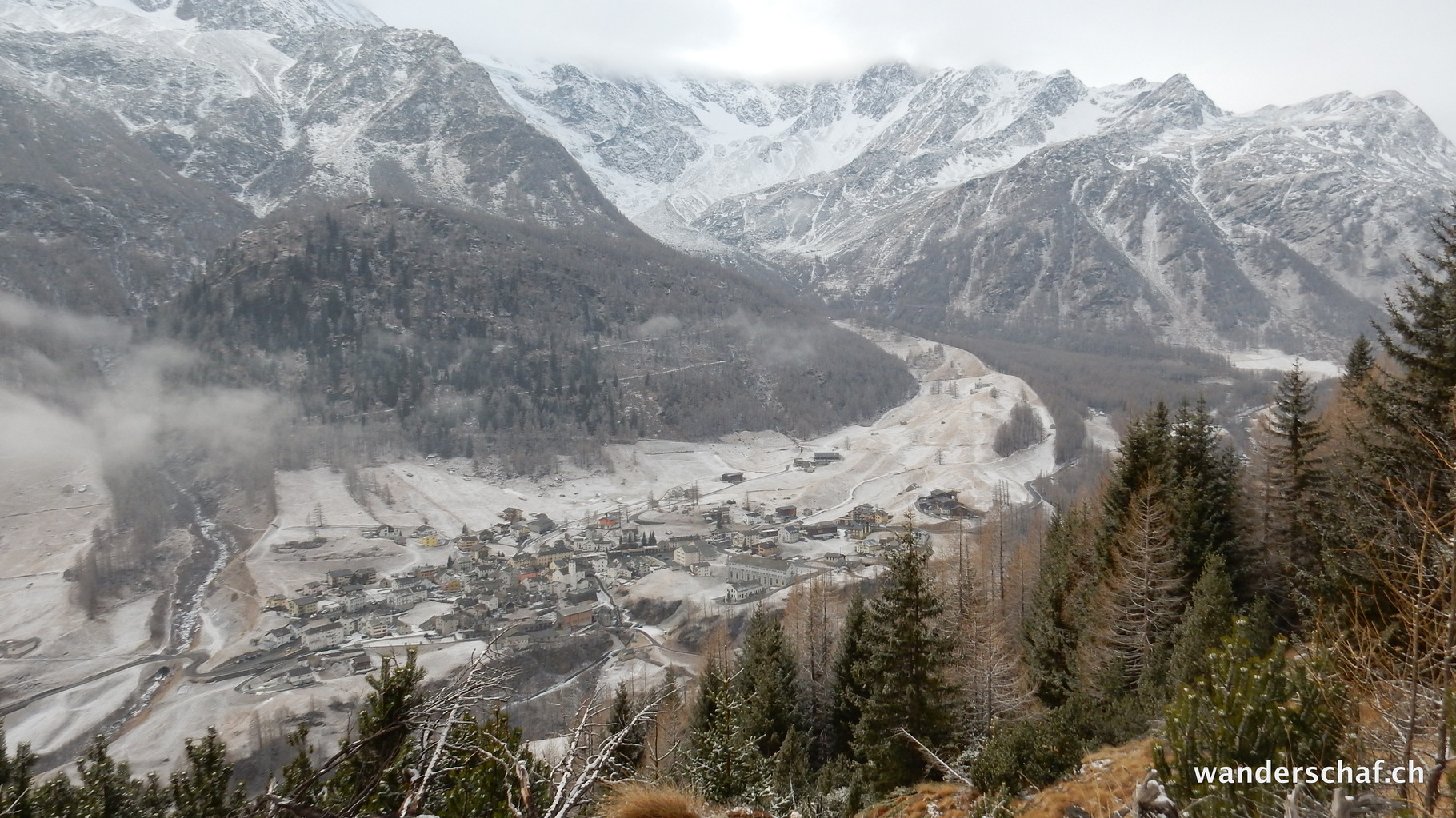 Blick nach Simplon Dorf runter