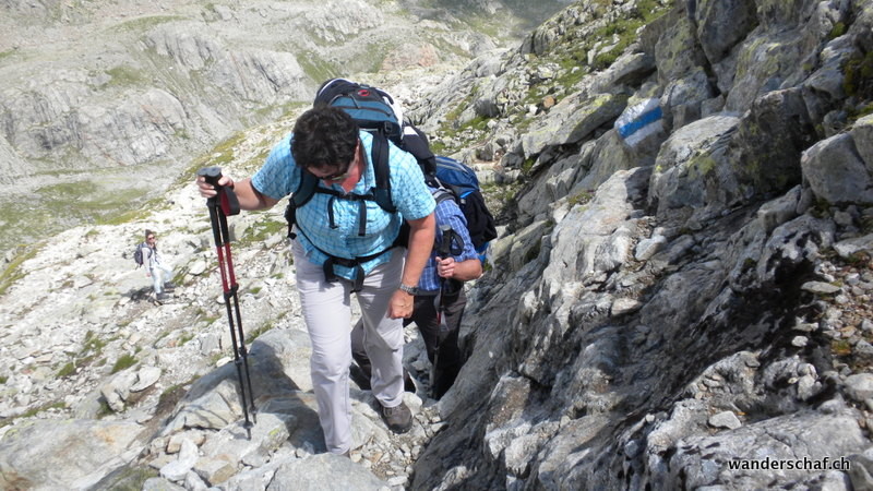 manchmal braucht's kurz die Hände zum Raufkraxeln