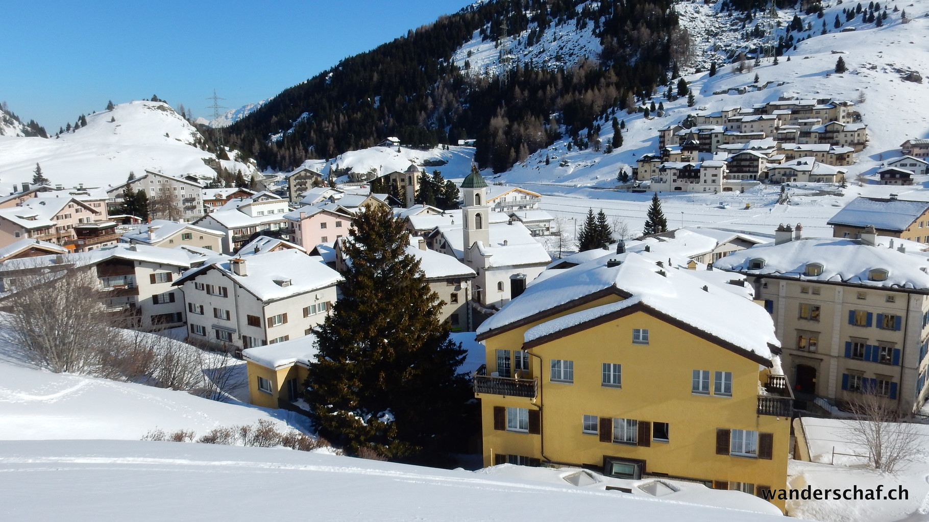 heute endlich Bilderbuch-Wetter...Blick zurück nach Bivio