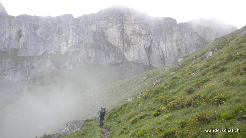 Richtung Plattistäge
