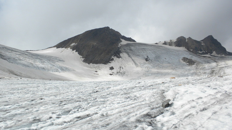 links Mittlebärgpass, Strahlgrät und Turbhorn