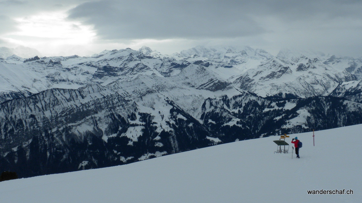 ab und zu reisst die Wolkendecke auf