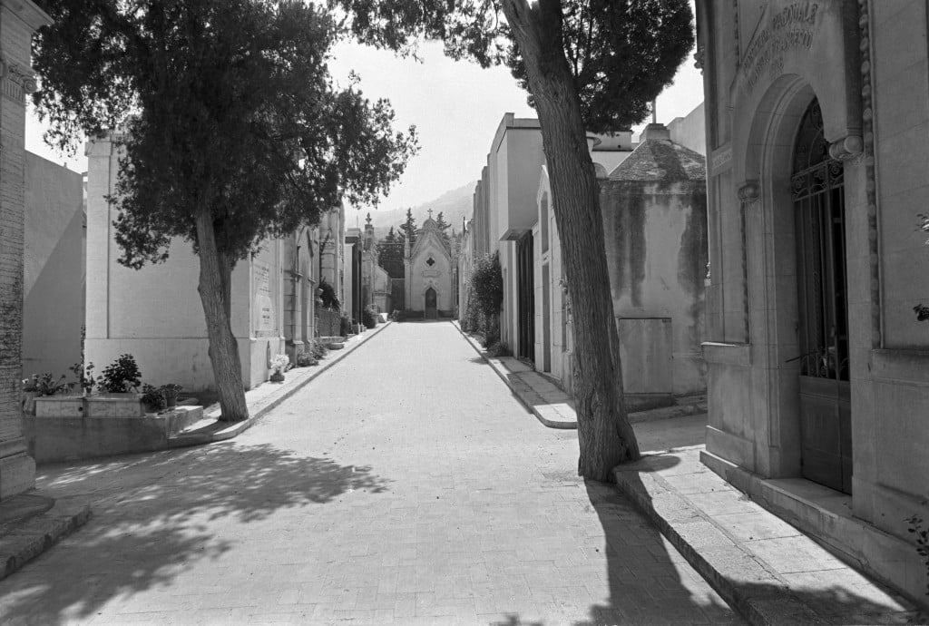 Friedhof in Cefalu, Sizilien