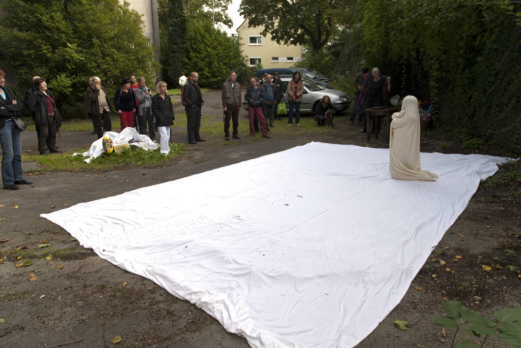 Performance Edelgard Stryzewski-Dullien und Tina Lahl
