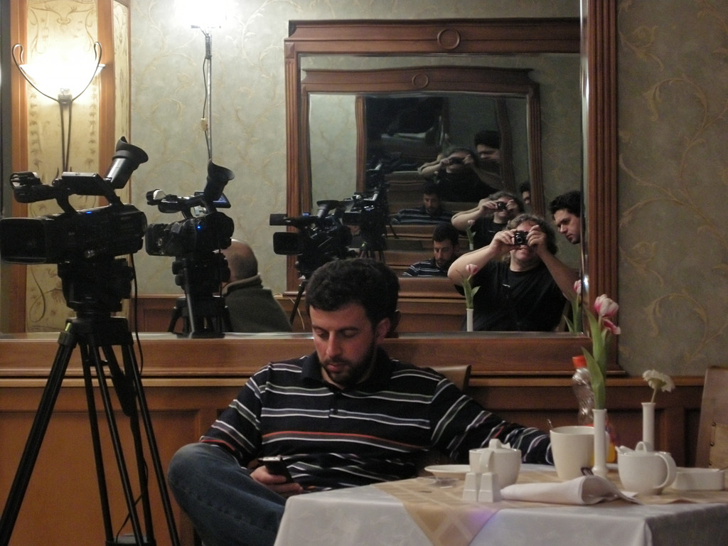 Spiegelszene während einer Drehpause