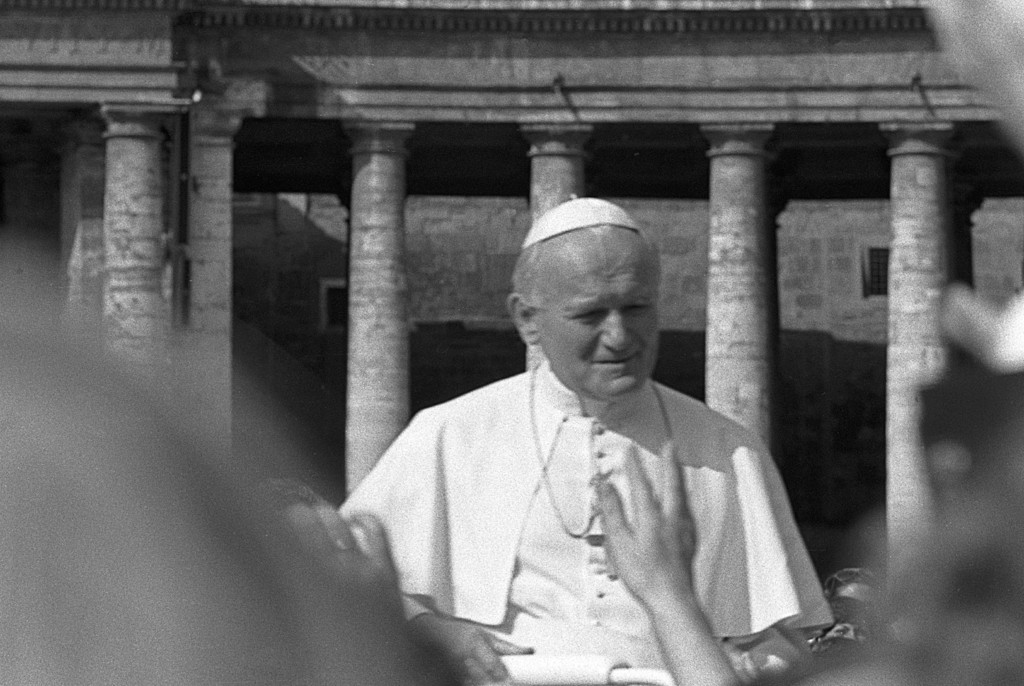 Papst Johannes Paul II, Petersplatz