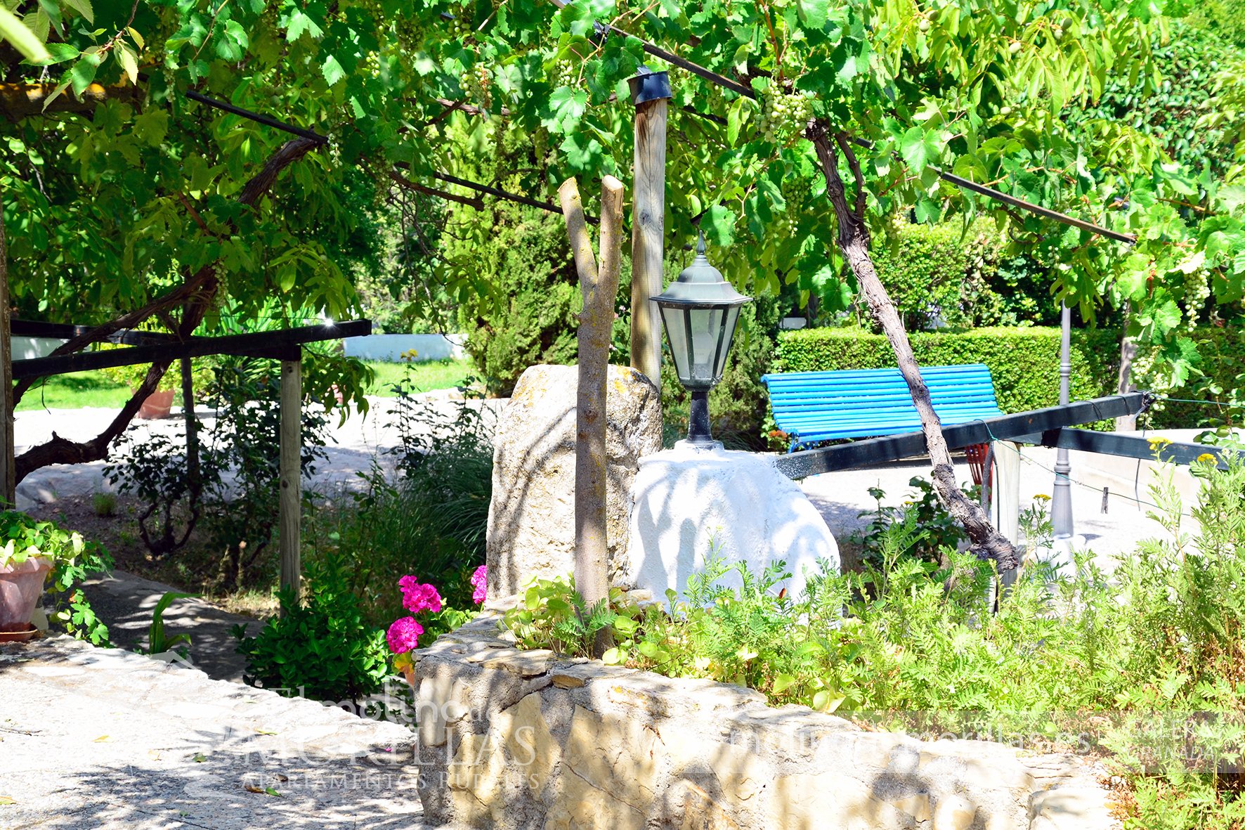 Zonas ajardinadas exteriores