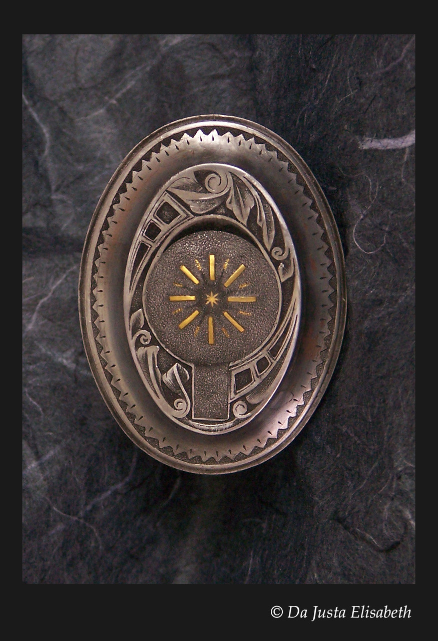 gold inlay, hollow bottom