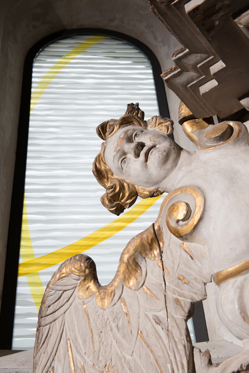 Altarfenster, gesandstrahlt, Schmelzfarben