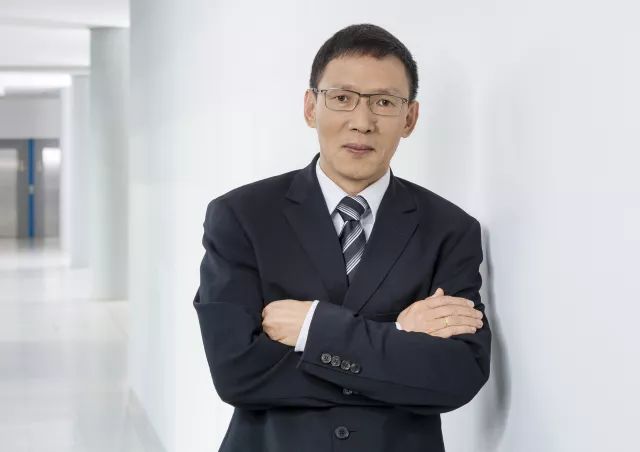 德国大陆集团高级经理 张宏博士