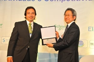 Concluded MOU with ABECSO, Chairman of ABESCO(the left)