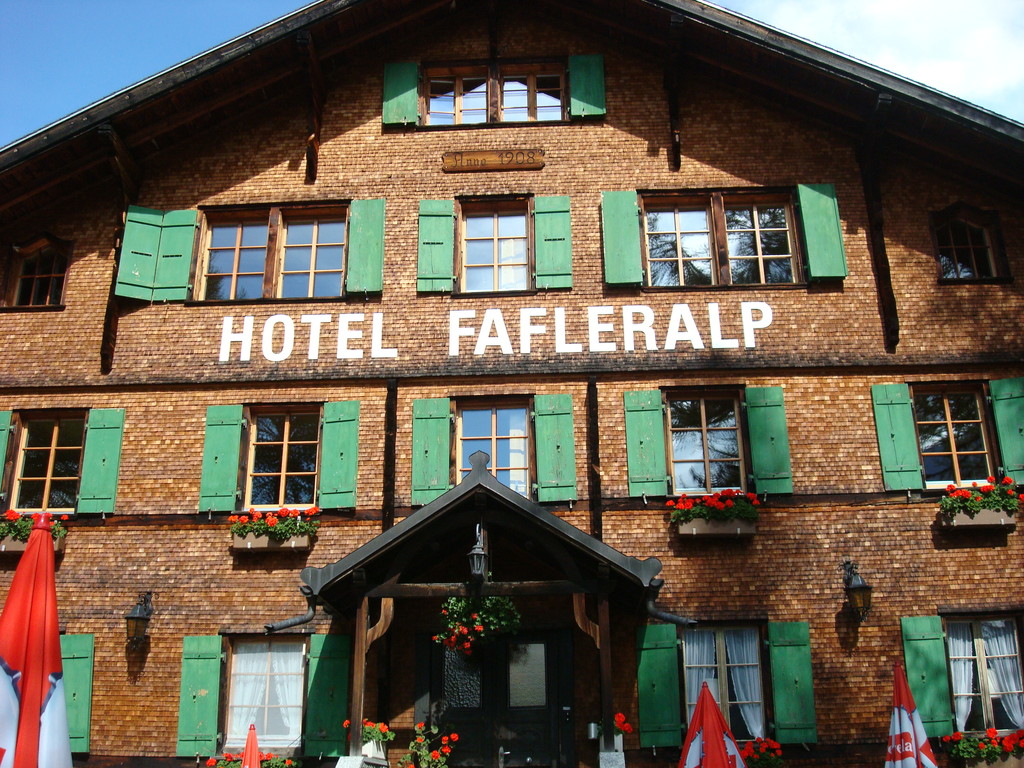 Hier rasten Bundesräte - und wir Bergfreunde !