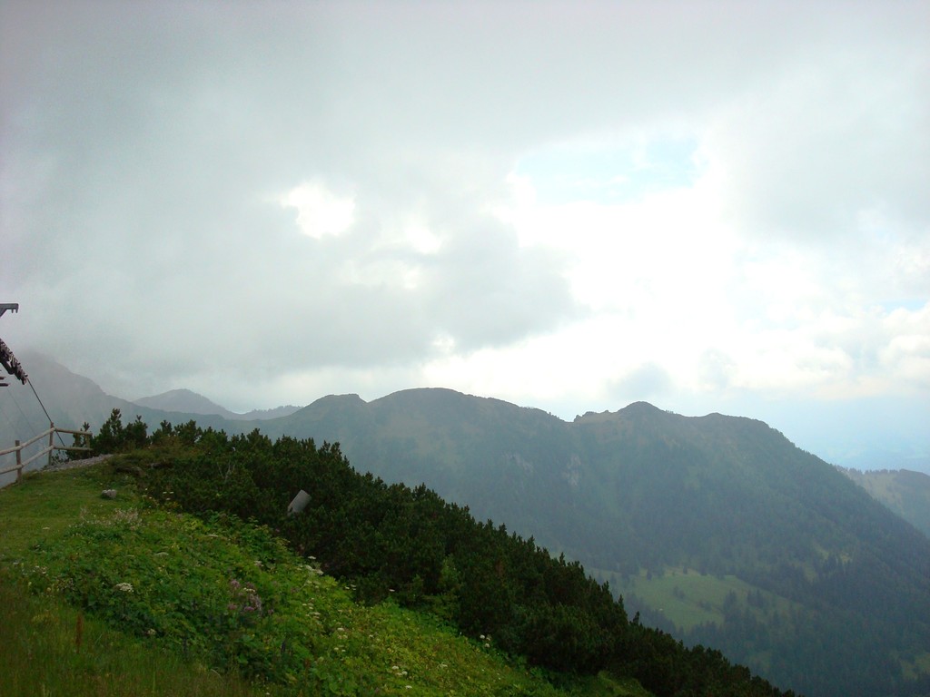 langsam können wir erahnen wie das Panorama wäre