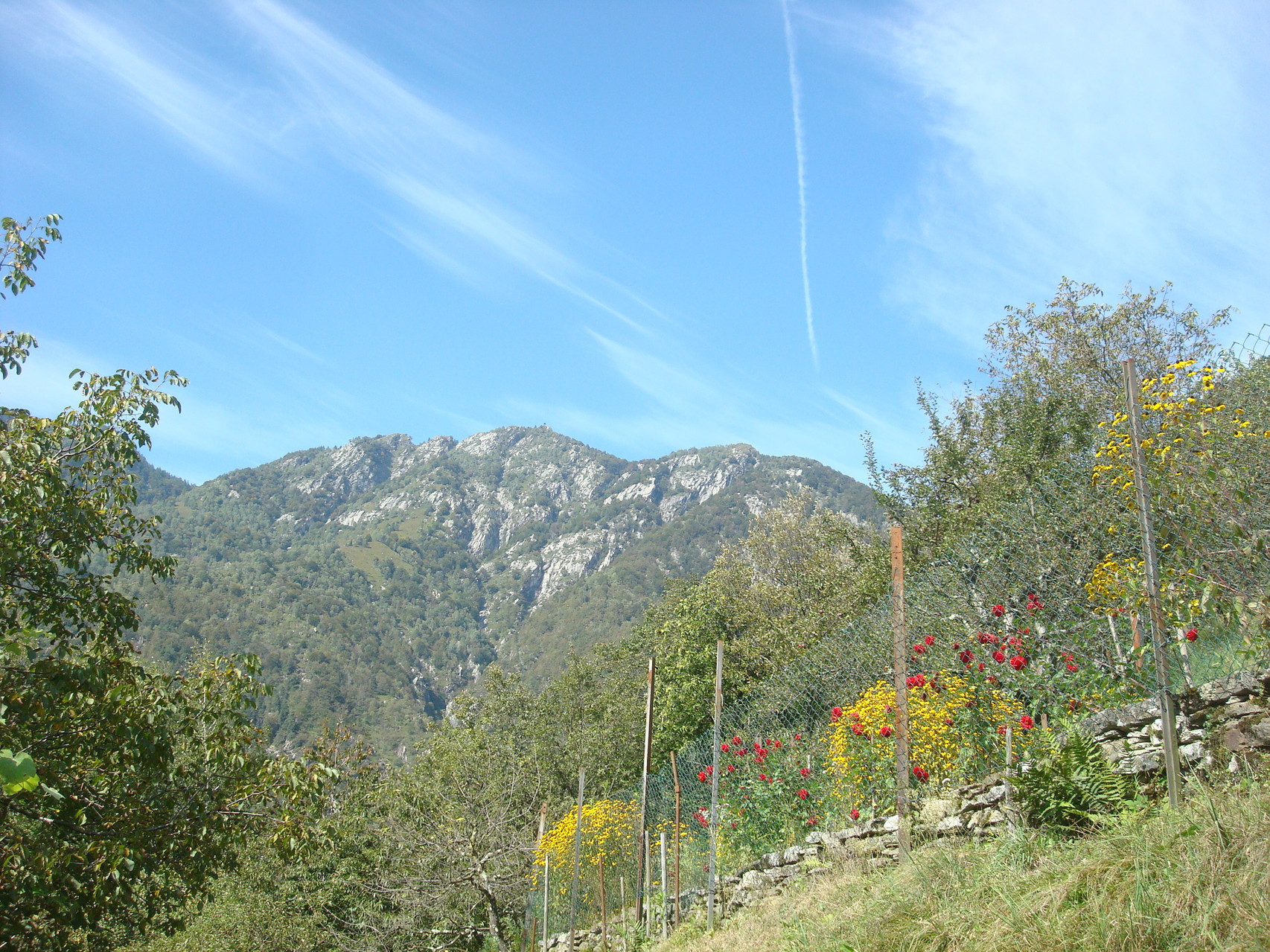 Am nächsten Tag gehts über die Krete dort oben