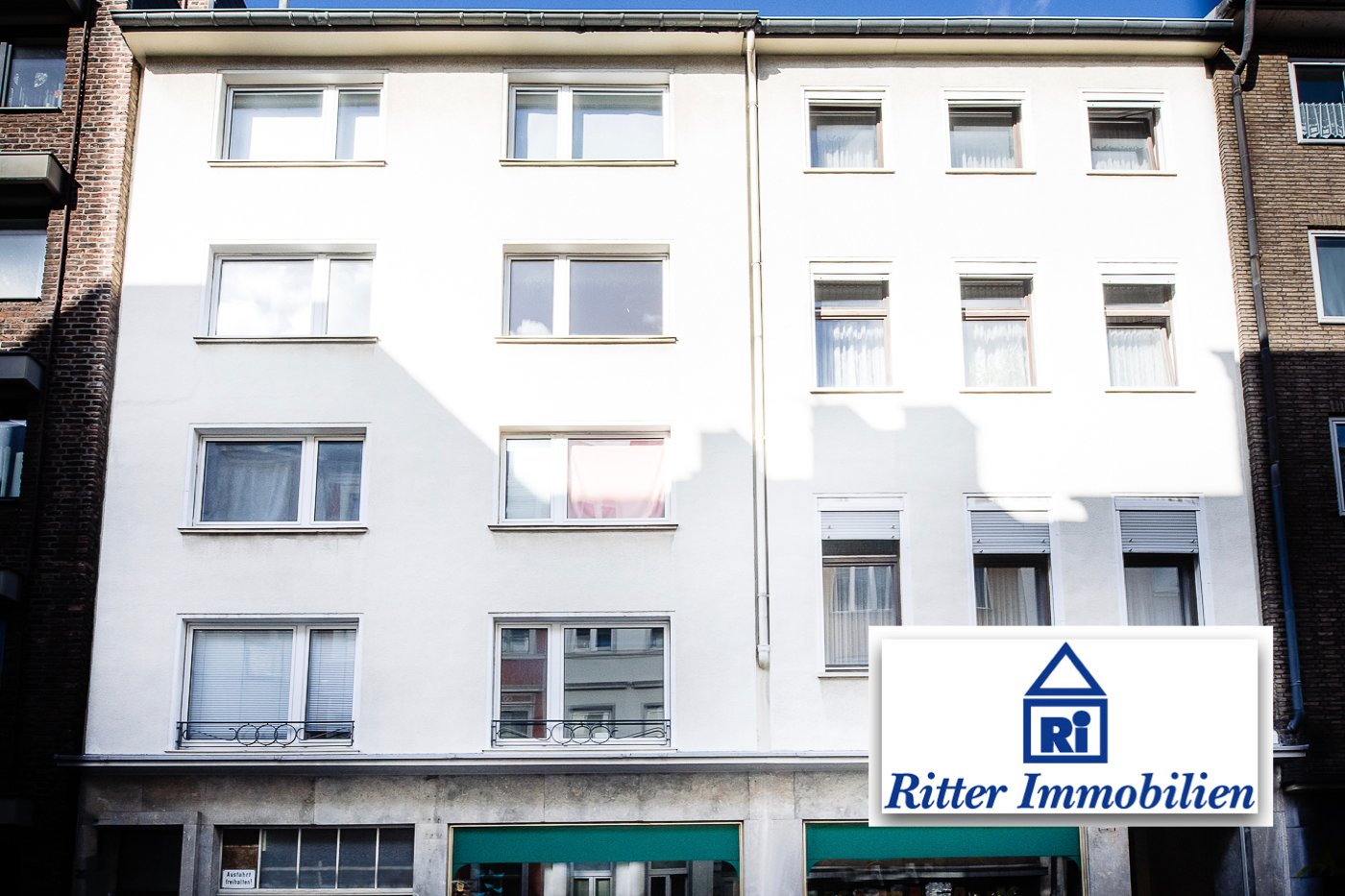 In Aachen-Innenstadt: Zwei Top solide, zusammenhängende Mehrfamilienhäuser mit zugehöriger Gewerbeeinheit!