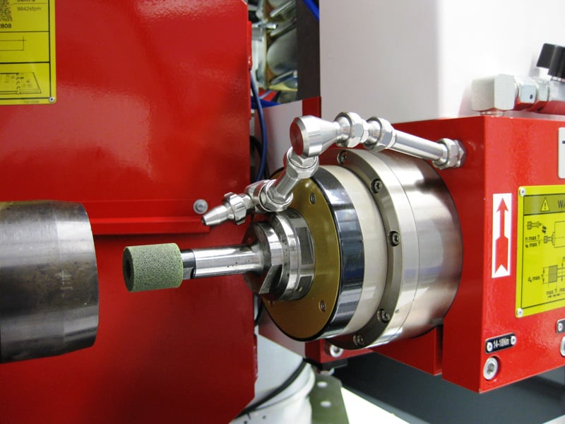 Hirt-line nozzle internal cylindrical grinding 2