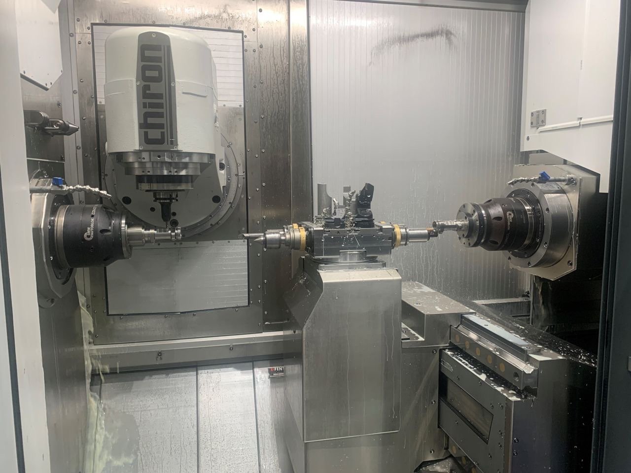 Index coolant nozzles