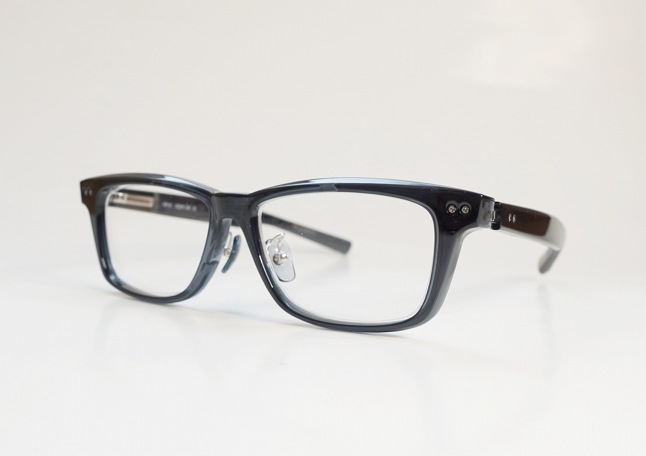 NPI-01 COL.52 53□16-140 47,000円+税（51,700円）