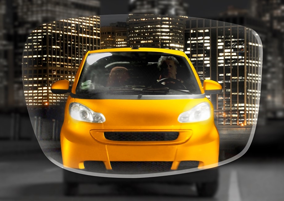 i.Scription®レンズで見た場合