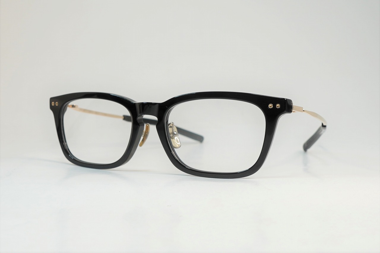 NPM-207 COL.9901 53□19-146 43,000円+税（47,300円）