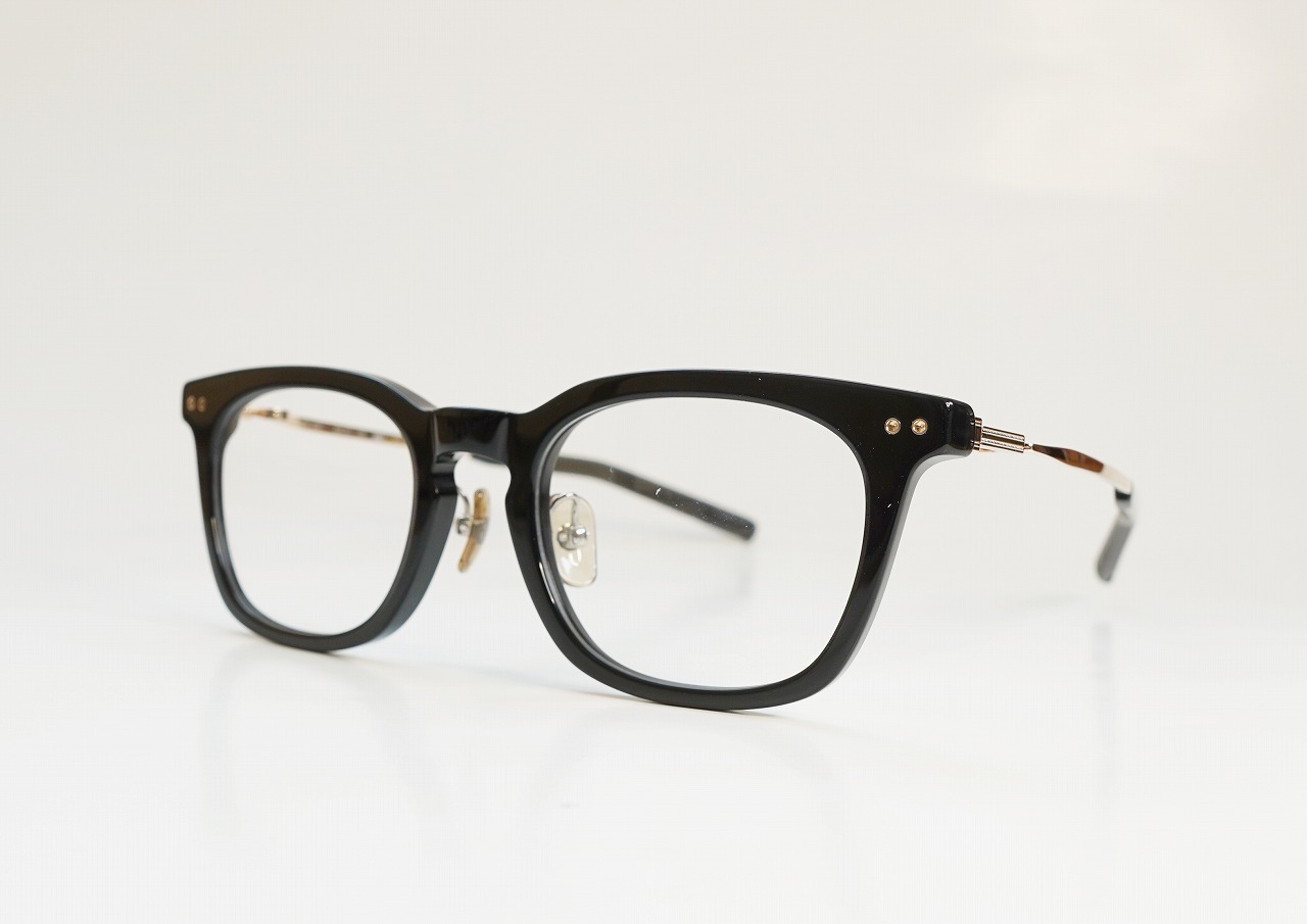 NPM-206 COL.8101 49□21-146 43,000円+税（47,300円）