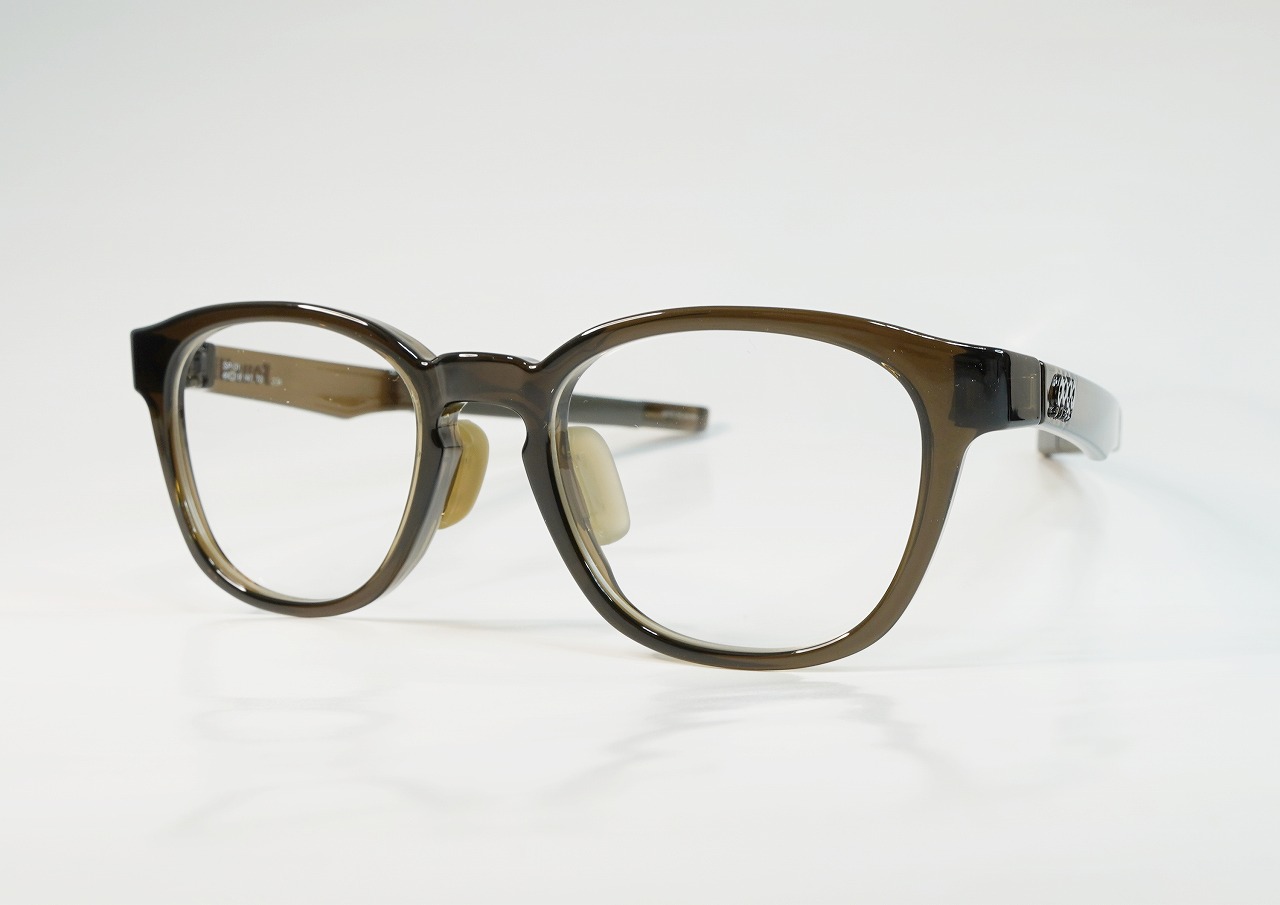 999.9 SP-31 COL.73 49□19-147 価格/20,000円+税（22,000円）